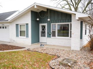 2426 White Oak Ave, Fort Wayne, IN 46805