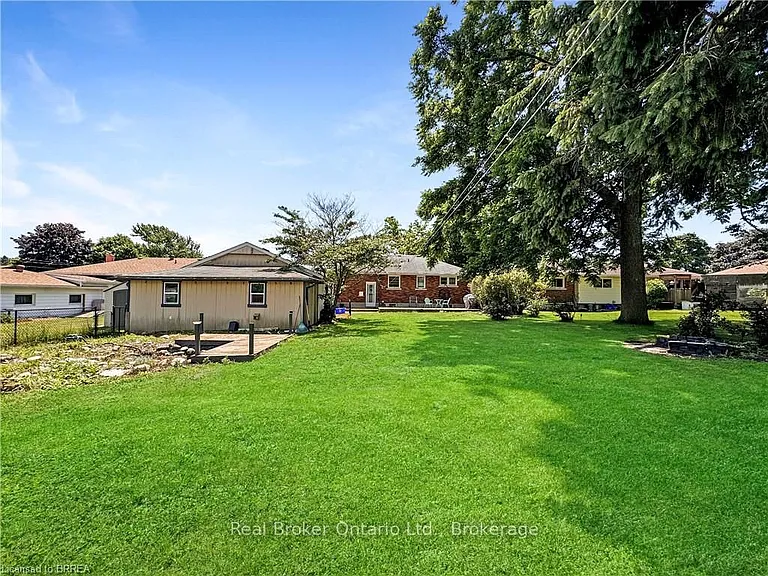 3 Westview Ave — Photo 30