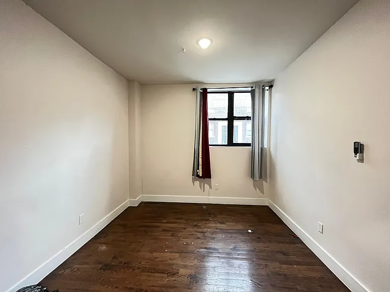 233 Martin Luther King Dr #19E — Photo 8