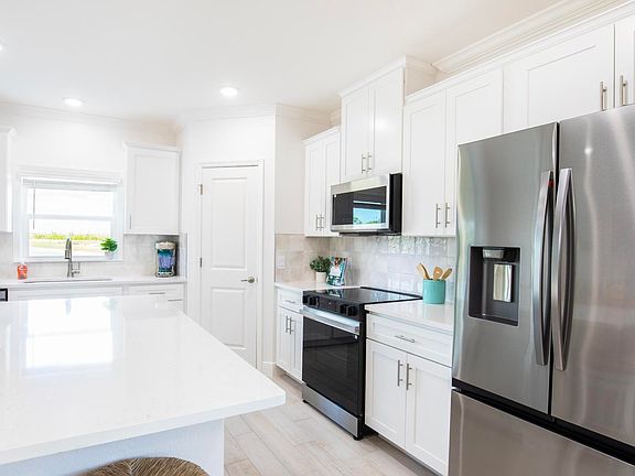 6th image of this home