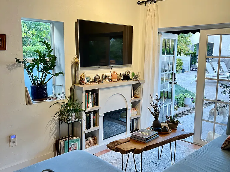 1376 Barcelona Ave #B — Photo 3