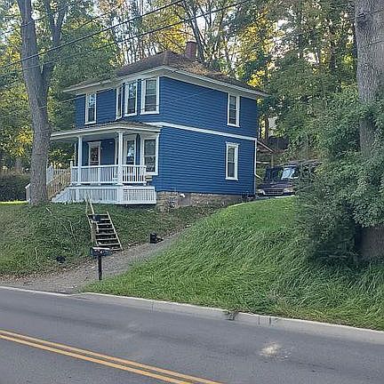 3rd image of 45 West St