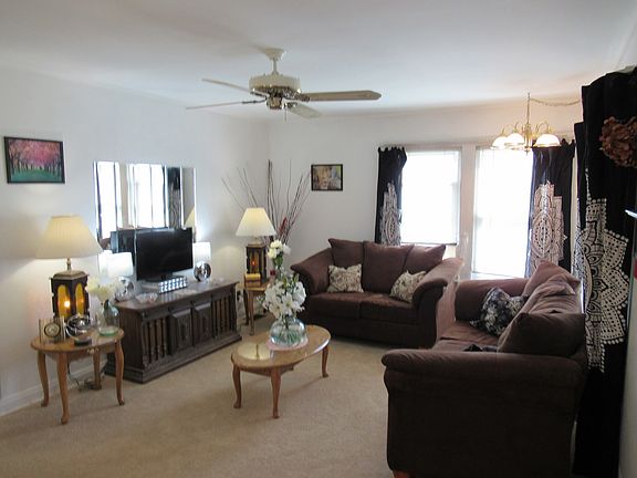 3rd image of 16333 Clifton Park Ave