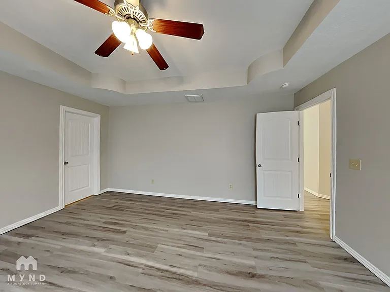 111 N Peach Brk — Photo 10