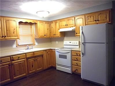 Nice kitchen with clean aplliances