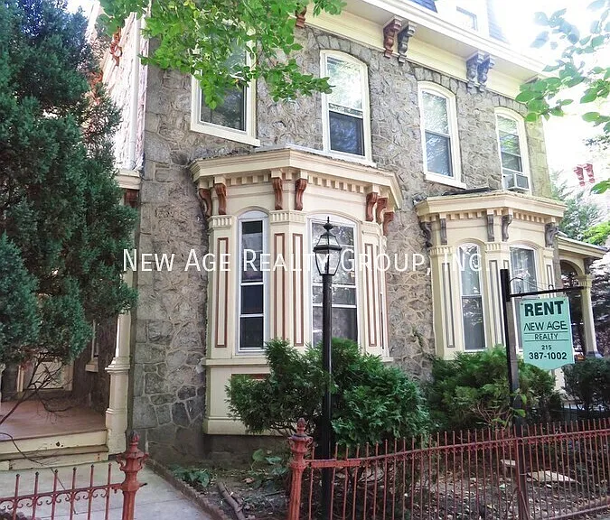 3620 Baring St #2M — Photo 1