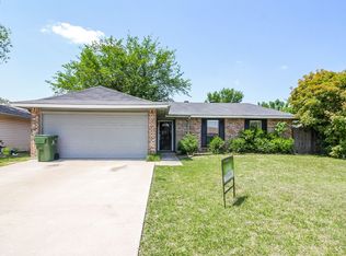 1114 Whiteoak Dr, Garland, TX 75040
