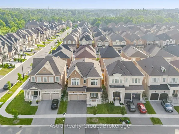 152 Stormont Trl, Vaughan, ON L4H 4P5