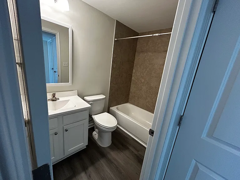 120 Shutter St #120 — Photo 3