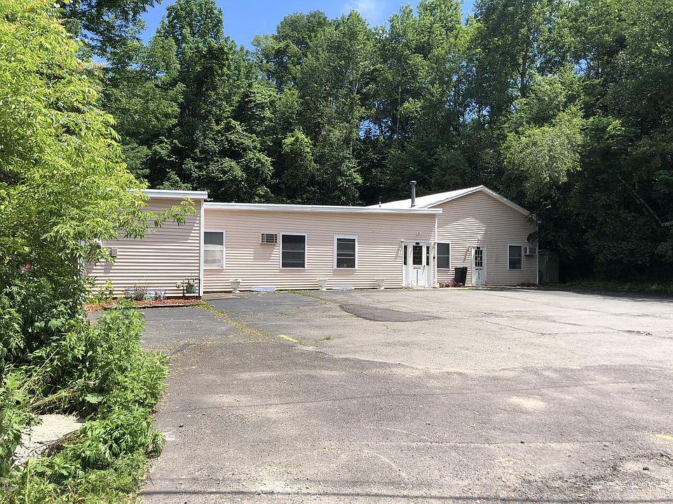 2nd image of 523 Old Willow Ave