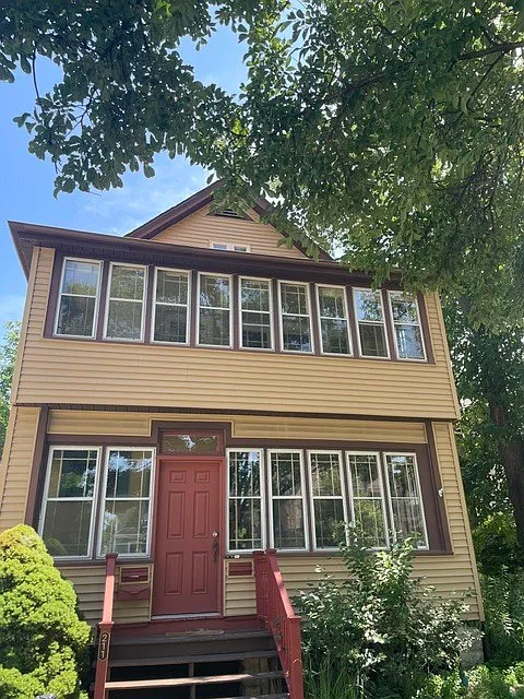 2 bed, 1200 sqft, $2,500 — Photo 2