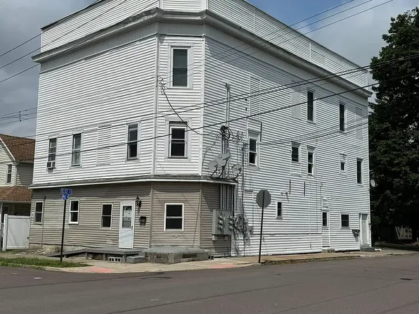 200 Pine St #2C, Nanticoke, PA 18634