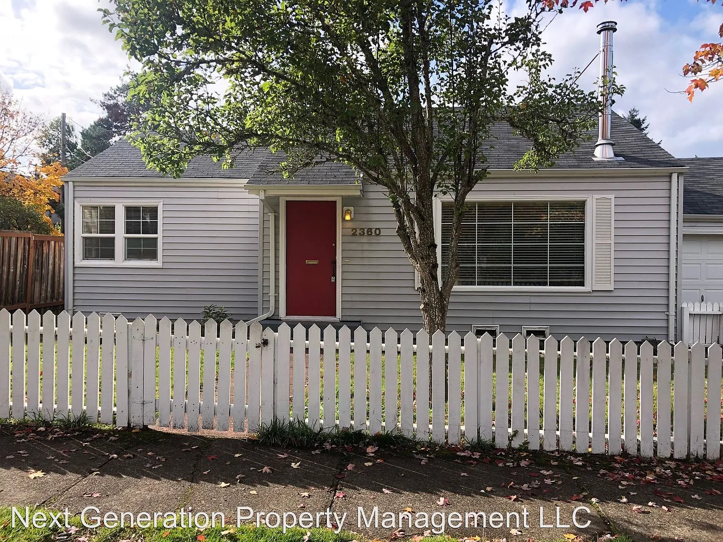 2360 Jefferson St photo 1