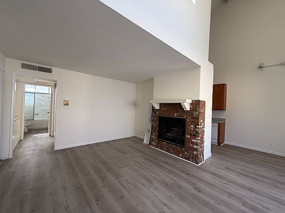 3rd image of 3335 Keystone Ave APT 9