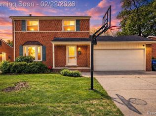 4772 Marian Ave, Warren, MI 48092