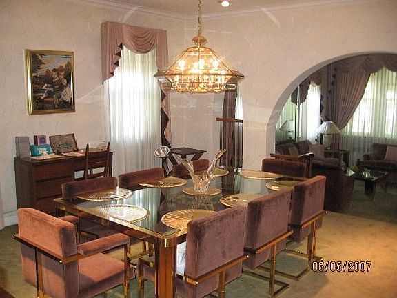 Formal Dining Room!