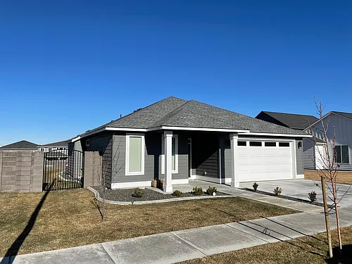 4658 View Dr Photo 1