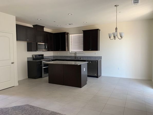 1353 W Kenny Thompson Ct