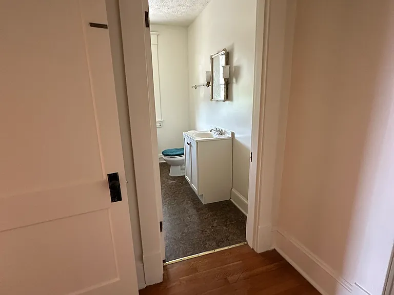 21 N Braddock St #2 — Photo 13