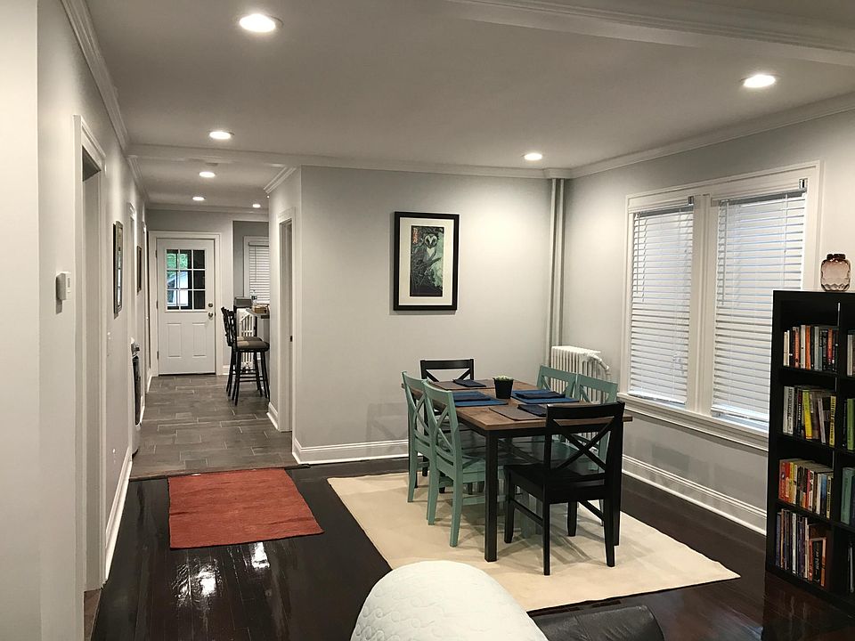 1st image of 66 Pinewood Ave Floor 1
