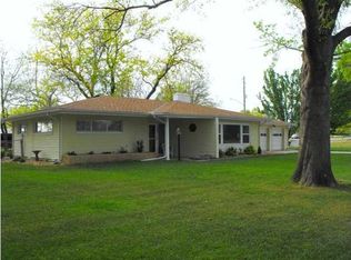 301 S Mamie Ln, Wichita, KS 67209