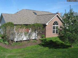 826 Wellingshire Cir, Tallmadge, OH 44278