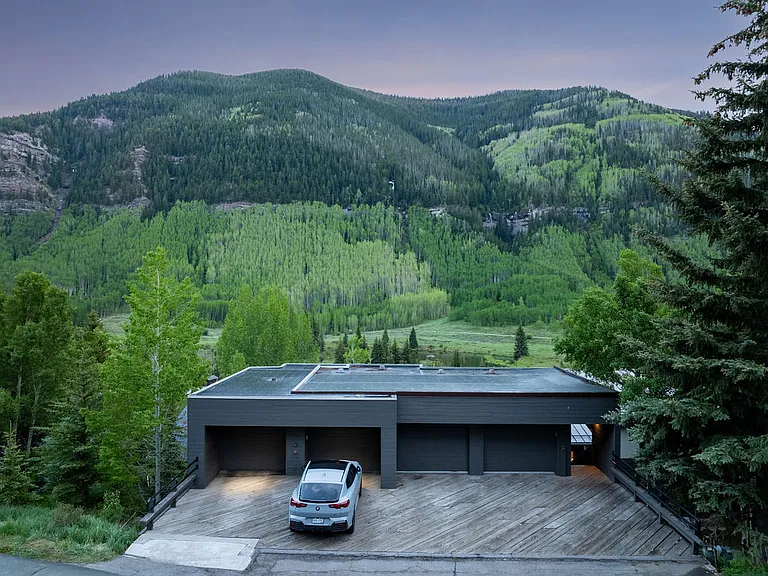 3245 Katsos Ranch Rd — Photo 38
