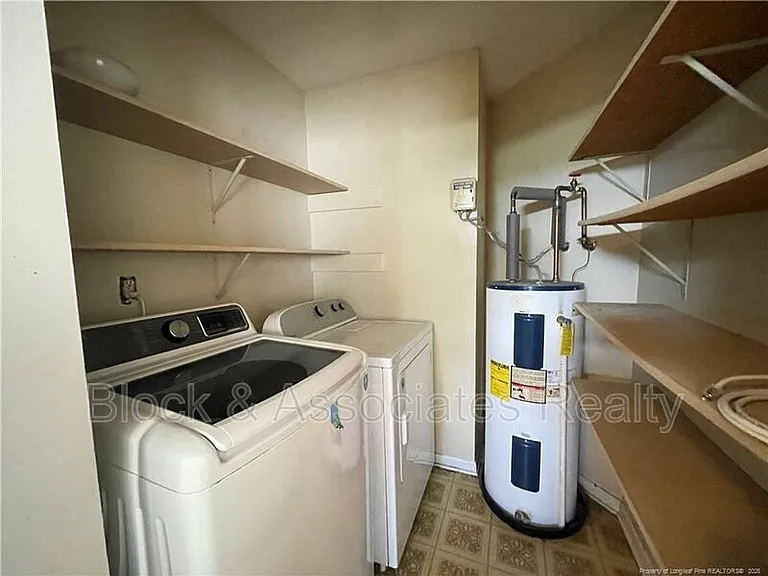 1000 Wood Creek Dr #9 — Photo 8