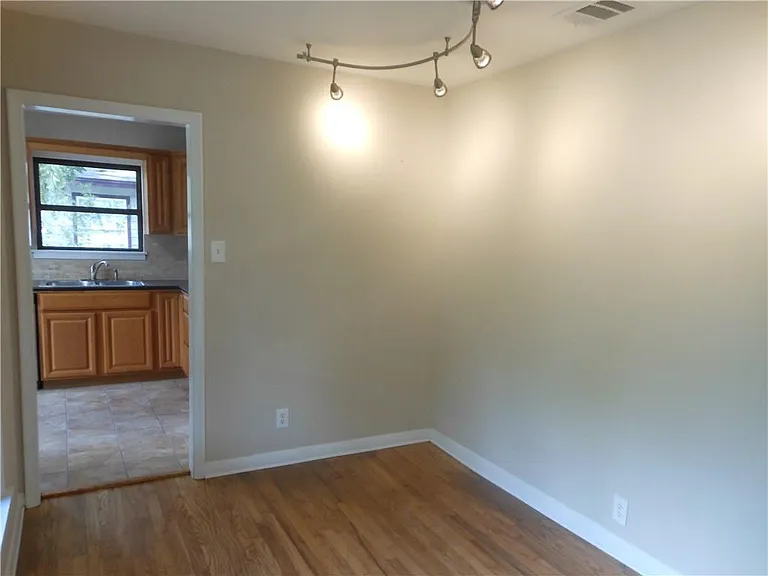 4615 Banister Ln — Photo 6
