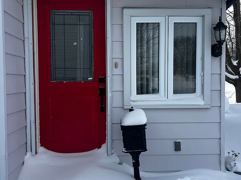 31 Railway Ave — Photo 9
