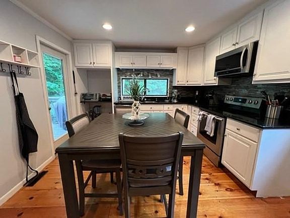 4th image of 111 Coburn Ave #207