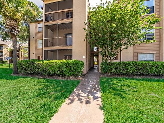 2nd image of 2130 Cascades Blvd Unit 204