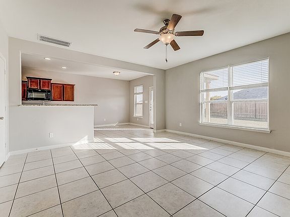 5th image of 13349 Tower Ln