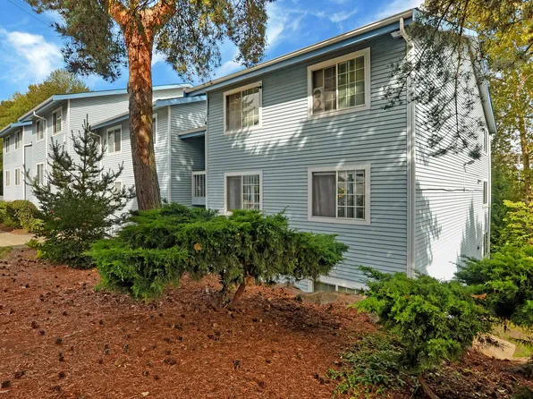 3810 S 158th St APT B8, Tukwila, WA 98188