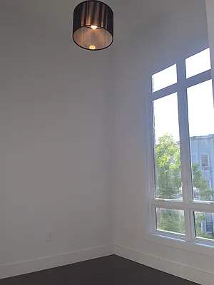 Rented by P Management | media 17