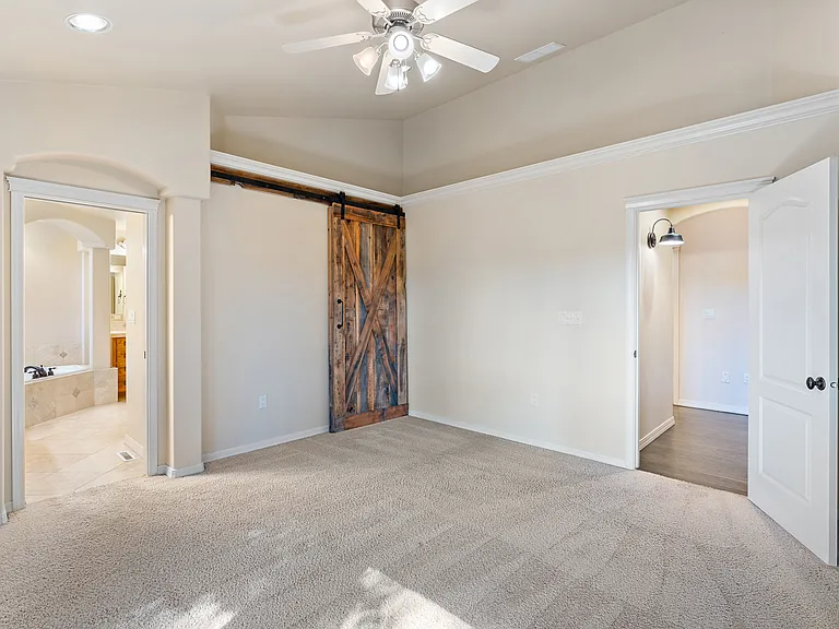 3234 N Nuova Ave — Photo 11