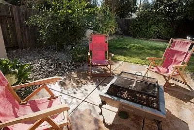 1114 Castro Way — Photo 38