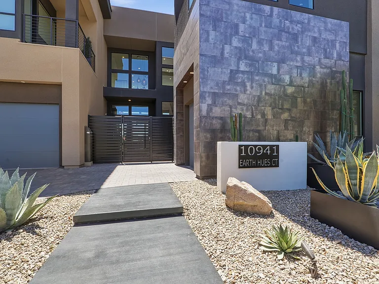 #GuardianRealty 10941 Earth Hues Summerlin Luxury Home Rental front entry_06232026