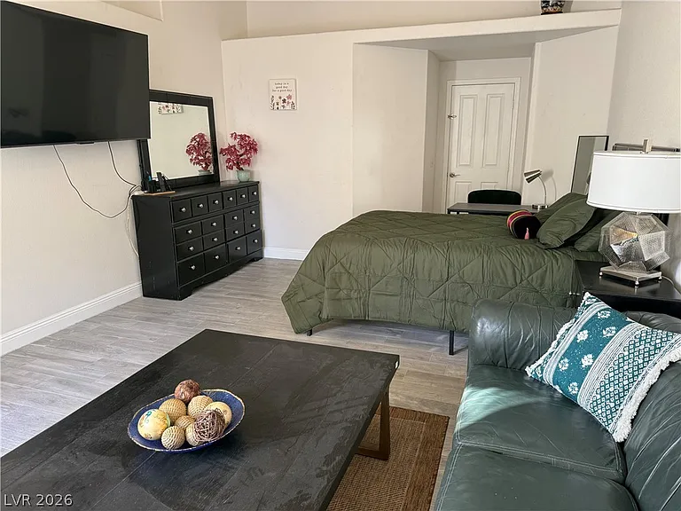 2749 Canarsy Ct #2B — Photo 22