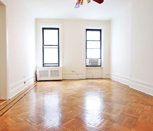 3rd image of 29 W 76th St #5B