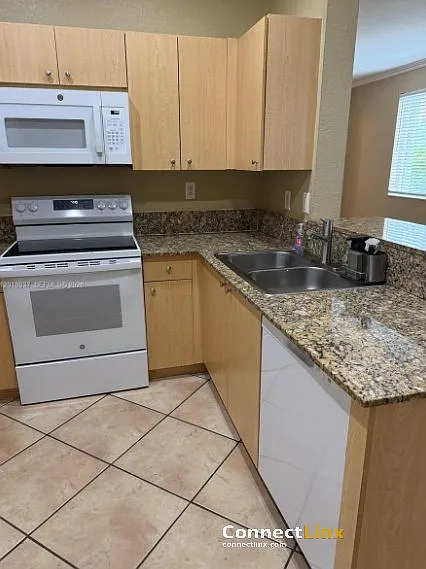 449 Silver Palm Way — Photo 8