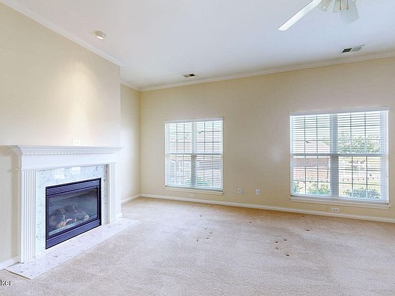 4th image of 117 Clubhouse Dr
