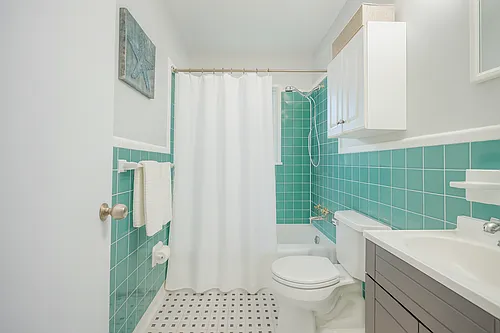 5025 28th Ave S #3 Photo 1