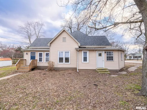 208 N Washington St, Manito, IL 61546