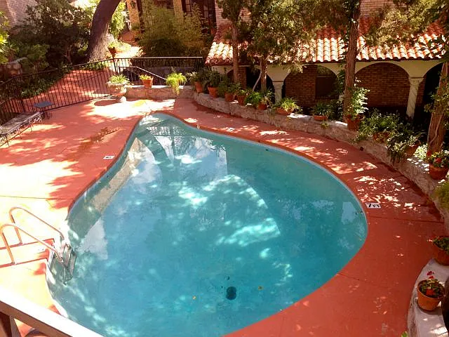 1509 Montana Ave — Photo 1