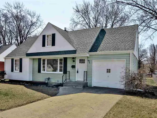 229 Theodore St, Loves Park, IL 61111