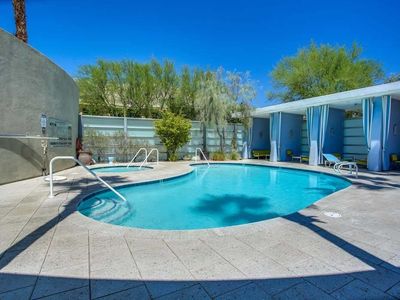 840 E Palm Canyon Dr Unit 201, Palm Springs, CA, 92264