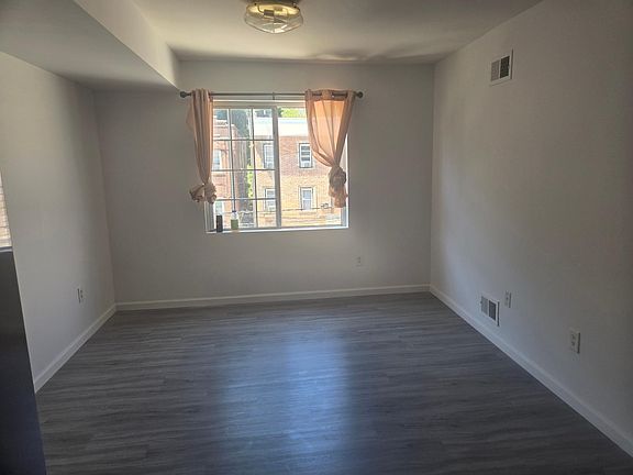 3rd image of 275 York Ave #2