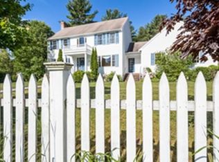 29 Olde Sheepfield Rd, Marion, MA 02738