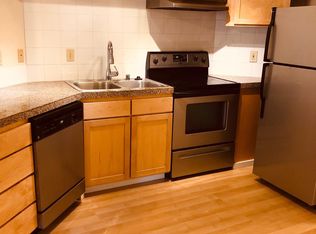 8812 Stone Ave N APT 101, Seattle, WA 98103